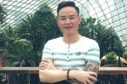Diễn viên Tùng Dương ly hôn vợ ba
