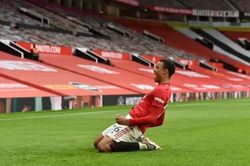 MU: Video clip chứng tỏ Mason Greenwood thuận cả 2 chân, sút hai như một