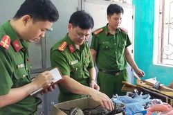 Triệt xóa 2 'lò' chuyên chế tạo súng
