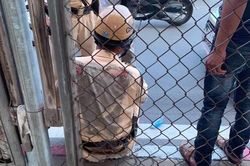 Trung úy CSGT bị ôtô kéo lê hàng chục mét