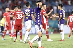 Cả V-League dòm ngó Hà Nội FC