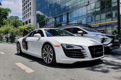 Siêu xe Audi R8 V8 độ mâm V10 tái xuất tại Sài Gòn