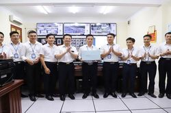 Điện lực Hưng Yên được tiếp thêm 'lửa'