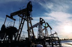 Energy Aspects dự báo giá dầu Brent đạt mức 66 USD vào năm sau