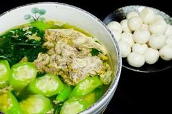 Ngày hè có bát canh cua rau đay thì ăn ngon 'bá cháy'