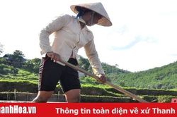 Người dân vùng cao vất vả vì nắng nóng