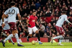 Aston Villa vs MU: Uy lực Quỷ đỏ, kéo sập Villa Park