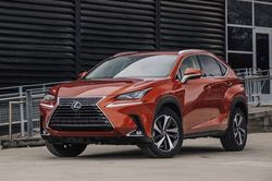 Bảng giá xe Lexus tháng 7/2020: Đắt nhất 8,340 tỷ đồng