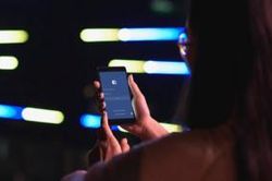 Giao diện đen huyền bí vừa chính thức 'cập bến' Facebook, đây là cách để bạn kích hoạt tính năng này