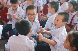 Để trẻ em không bị bạo lực