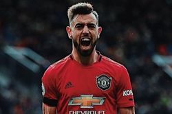 Bruno Fernandes và công tắc hồi sinh của Man United