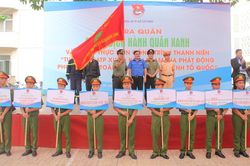 Tuổi trẻ Công an TPHCM ra quân Hành quân xanh năm 2020