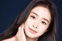 Mới bị chê già nua khi trở về với kiếp bỉm sữa, Kim Tae Hee đã cao tay đáp trả bằng loạt hình đẹp như nữ thần