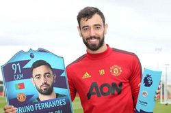 Bruno Fernandes lần thứ 2 liên tiếp xuất sắc nhất tháng tại Premier League