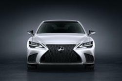 Lexus ra mắt LS 2021, cạnh tranh Mercedes-Benz S-Class