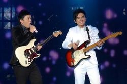 Những lần Lam Trường và Đan Trường đọ giọng