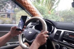 Thói quen xấu của nhiều tài xế Việt khi lái xe