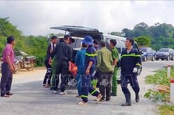 Yêu cầu làm tốt việc bảo quản tử thi và cứu chữa người bị thương trong vụ xe khách lao xuống vực