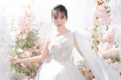 'Người đẹp bolero' Trần Mỹ Ngọc hóa 'công chúa' lộng lẫy khi diện váy mong manh 'đốn tim' dân mạng