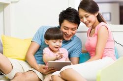 Bố mẹ ơi, đừng ủ con!