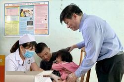 Bộ Y tế cử chuyên gia tăng cường khẩn cho Tây Nguyên chống bạch hầu
