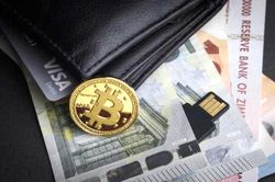 Bitcoin giảm nhẹ, tương lai u ám