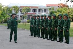 Công chức được hưởng nguyên lương khi tham gia đào tạo sĩ quan dự bị?