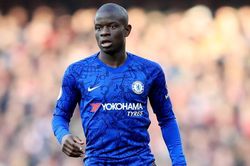 Chelsea 'thanh trừng' Kante, HLV Conte giang tay đón