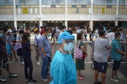 Hong Kong siết chặt các biện pháp phòng dịch COVID-19