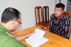 Chém chết người rồi đến Công an đầu thú