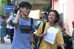 Hạn mặn ở ĐB Sông Cửu Long vào đề Địa lớp 10 chuyên Khoa học Xã hội và Nhân văn