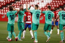Granada 1-2 Real Madrid: Zidane cầm chắc cúp vô địch Liga