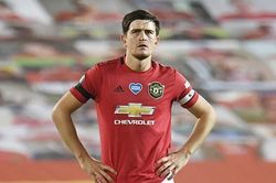 CĐV MU mỉa mai Maguire vì pha kèm người thảm họa dẫn đến bàn gỡ của Southampton
