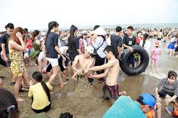 Cán bộ biên phòng và một du khách Hà Nội chết đuối ở biển Sầm Sơn