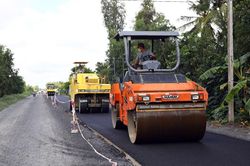 Tăng tốc thảm nhựa tuyến Quản Lộ-Phụng Hiệp, rút ngắn 50 km đường xuyên miền Tây