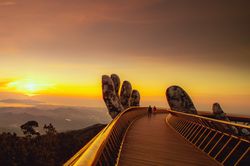 Ngắm cầu Vàng tuyệt đẹp trong buổi bình minh