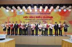 Vietnam Post biểu dương các điển hình tiến tiến trên toàn quốc