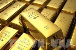 Giá vàng châu Á ít biến động trong phiên chiều 15/7