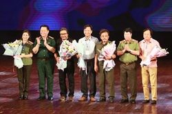 Khai mạc Liên hoan sân khấu 'Hình tượng người chiến sĩ Công an nhân dân' năm 2020