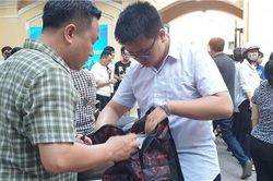 Hải Phòng: Thí sinh vào 10 bước vào trường thi trong tiếng cổ vũ 'tự tin chiến thắng'