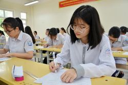 Thi vào lớp 10 Hà Nội: Những vật dụng không được phép mang vào phòng thi