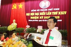 Đồng chí Nguyễn Xuân Sơn nêu 6 nhiệm vụ quan trọng để phát triển thành phố Vinh văn minh, hiện đại