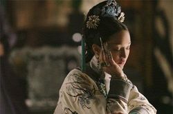Ý nghĩa sâu xa đằng sau những bộ móng giả mà các phi tần nhà Thanh thường đeo