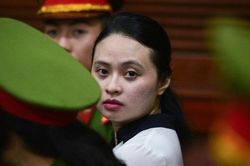 Ngọc 'Miu' đề nghị tòa trả lại ô tô hiệu Mercedes, cha ruột 'ông trùm' Văn Kính Dương mong muốn nhận lại 4 tỷ đồng