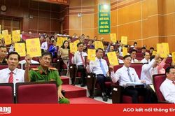 Kỳ họp lần thứ 15 HĐND TP. Long Xuyên, khóa XI (nhiệm kỳ 2016-2021)