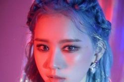 Ngại nhuộm tóc, học ngay cách các idol K-Pop tạo ra những kiểu tóc siêu nổi bật