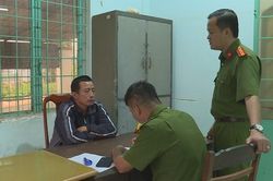 Một dao đâm chết 'vợ hờ' vì bắt gặp trên giường với đàn ông lạ