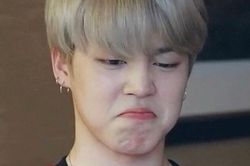 Jimin chính là niềm vui lớn nhất của BTS bởi… cáu cũng đáng yêu thế này