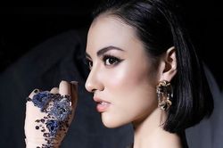Giữa ồn ào vụ '30.000 đô', Hồng Quế khoe khéo thành quả lao động của mình