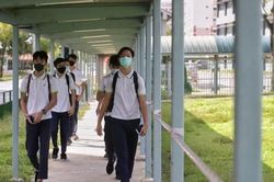 Singapore: Tổ chức thi cho người học trở về từ nước ngoài